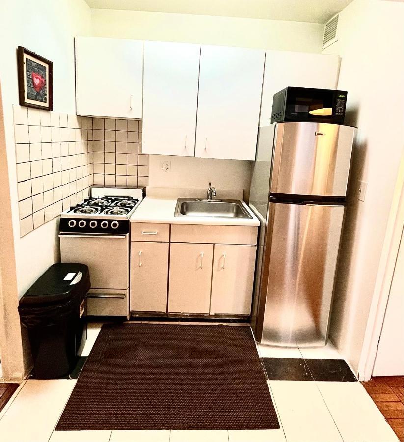 Stunning Two Bed Apt Hells Kitchen Appartamento New York Esterno foto